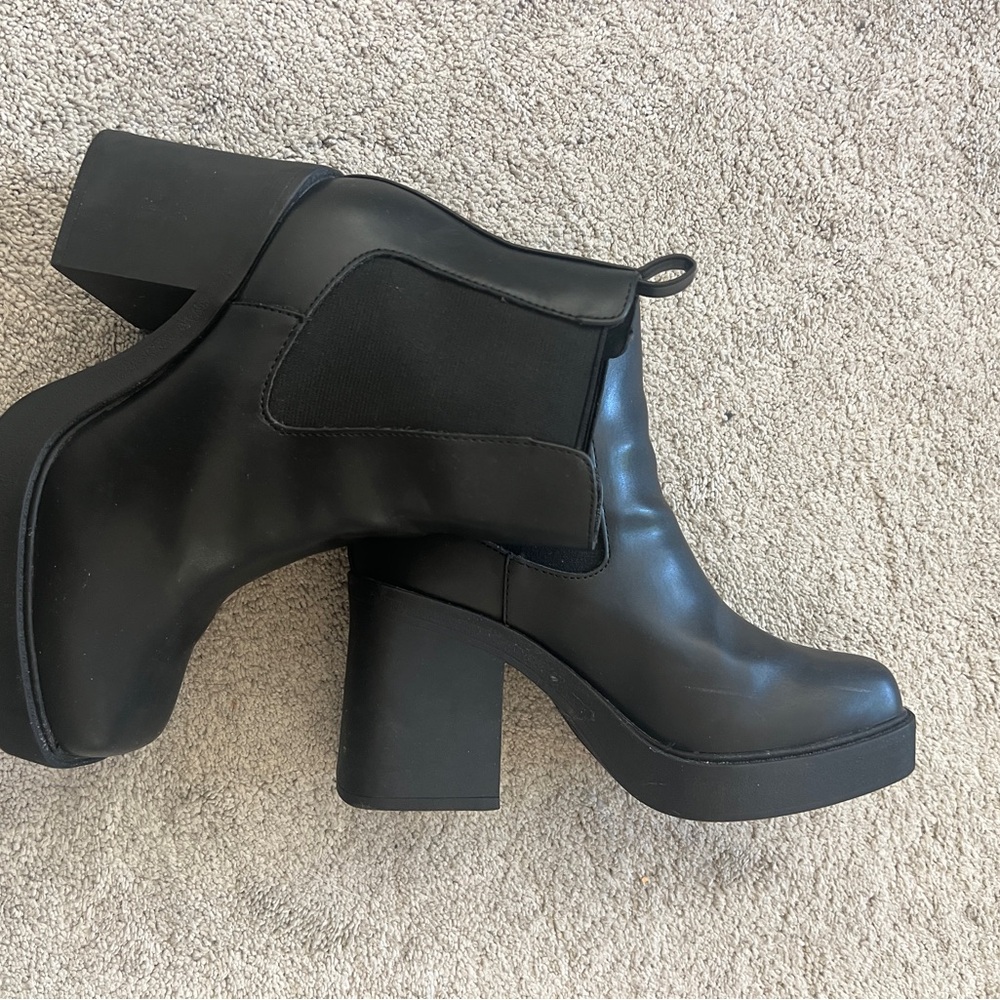 Black Chunky Heel Ankle Boots